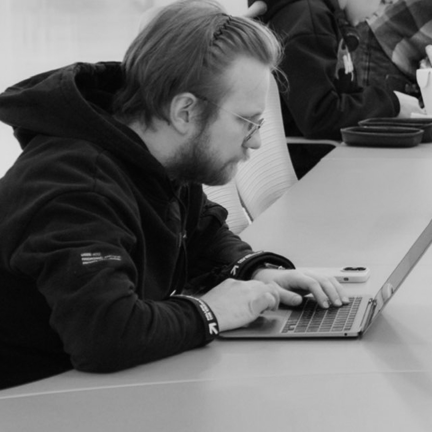 Виктор Ушаков